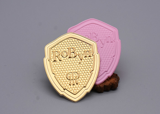 Kundenspezifischer abbaubarer TPU-Ausweis Gestaltungshitze prägeartiger Logo For Clothing