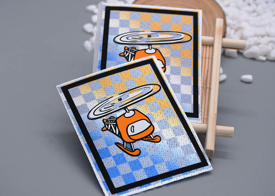 Horizontaler Gewebes-Schirm druckte Flecken mit freundlichem Silikon-Logo Eco