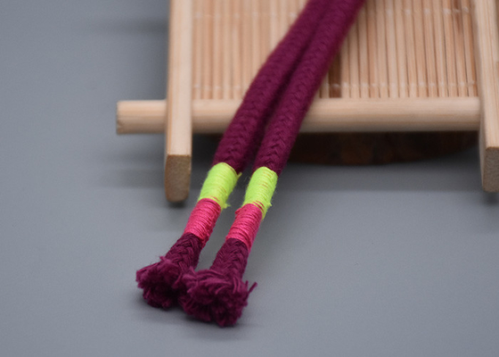 Kundenspezifische 30cm 100% Polyester-Zugschnur-Schnur für Kleidung